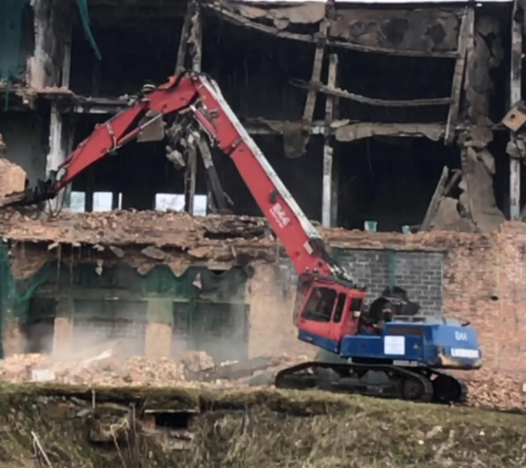 LIEBHERR R944B VH-HD. UHD boom and standart boom included. - מחפר הריסה: תמונה 1 LIEBHERR R944B VH-HD. UHD boom and standart boom included. - מחפר הריסה: תמונה 1