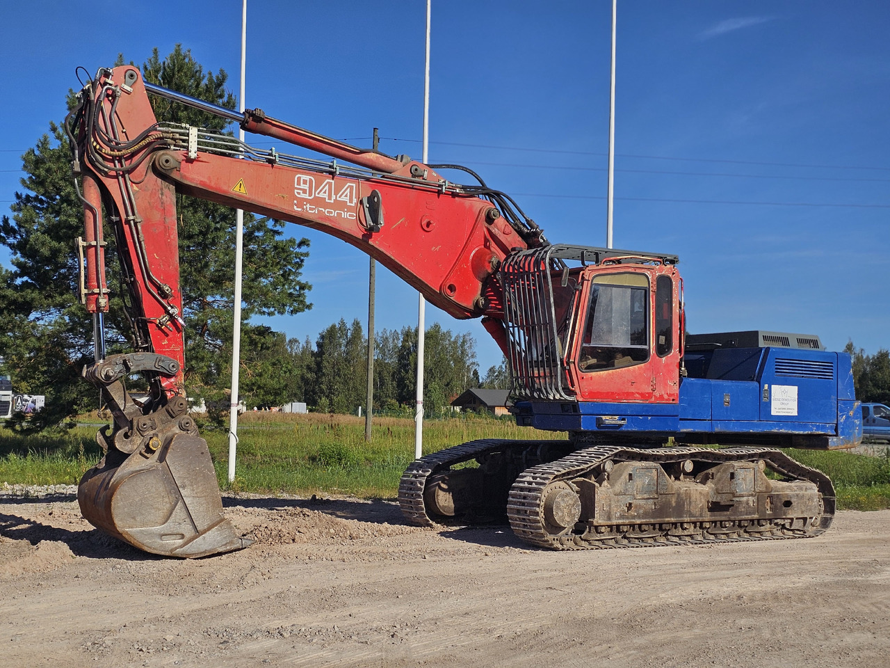 LIEBHERR R944B VH-HD. UHD boom and standart boom included. - מחפר הריסה: תמונה 2 LIEBHERR R944B VH-HD. UHD boom and standart boom included. - מחפר הריסה: תמונה 2