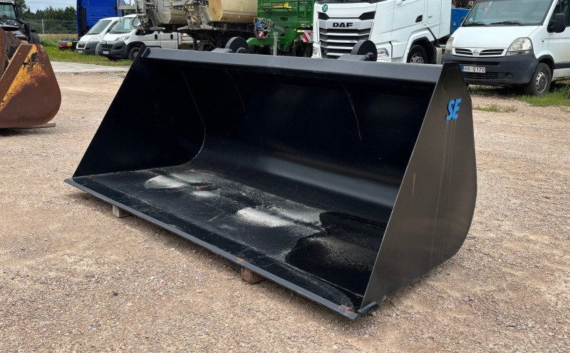 Volvo BM 2400mm - דלי מעמיס עבור מעמיס גלגלים: תמונה 3 Volvo BM 2400mm - דלי מעמיס עבור מעמיס גלגלים: תמונה 3