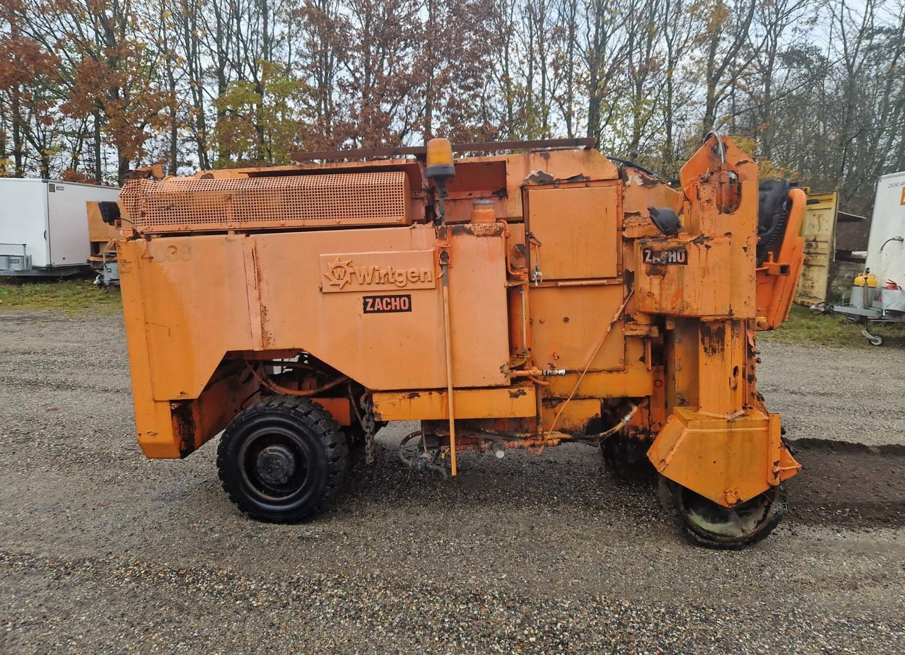 WIRTGEN SF1000C - מקצועה חשמלית קרה: תמונה 3 WIRTGEN SF1000C - מקצועה חשמלית קרה: תמונה 3