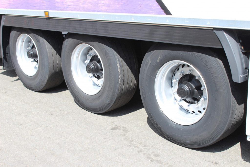 Chereau TK SLXi Spectrum Bi-Multi-Temp. TW FRC 26 - סמיטריילר עם קירור: תמונה 3 Chereau TK SLXi Spectrum Bi-Multi-Temp. TW FRC 26 - סמיטריילר עם קירור: תמונה 3