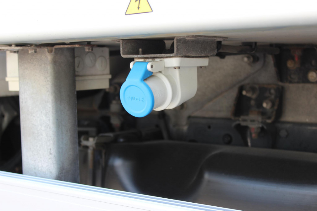Iveco Daily 35C14 E6 Hi-Matic CX 350 Tiefkühl FRC - כלי רכב מסחרי לקירור: תמונה 4 Iveco Daily 35C14 E6 Hi-Matic CX 350 Tiefkühl FRC - כלי רכב מסחרי לקירור: תמונה 4