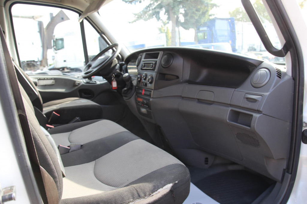 Iveco Daily 70-170 EEV VDT-170-F 20 m 2 Pers.Korb - פלטפורמה אווירית מותקנת על משאית: תמונה 3 Iveco Daily 70-170 EEV VDT-170-F 20 m 2 Pers.Korb - פלטפורמה אווירית מותקנת על משאית: תמונה 3