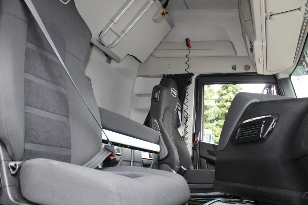 Iveco S-Way 480 Retarder Standklima 2Tanks Navi LED - יחידת טרקטור: תמונה 4 Iveco S-Way 480 Retarder Standklima 2Tanks Navi LED - יחידת טרקטור: תמונה 4