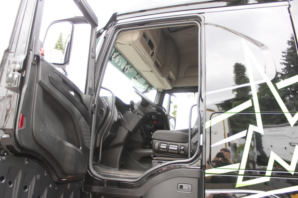 Iveco S-Way 480 Retarder Standklima 2Tanks Navi LED - יחידת טרקטור: תמונה 5 Iveco S-Way 480 Retarder Standklima 2Tanks Navi LED - יחידת טרקטור: תמונה 5