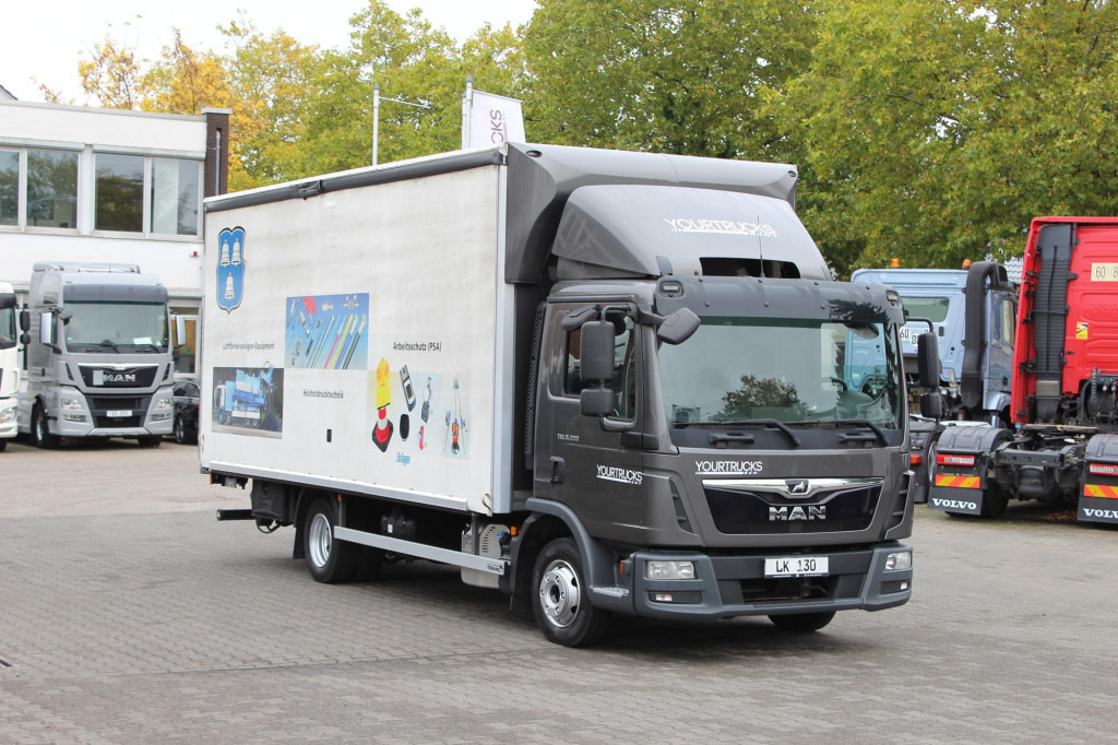 הַחכָּרָה MAN TGL 8.220 Plane AHK 6,1 m Luft Klima MAN TGL 8.220 Plane AHK 6,1 m Luft Klima: תמונה 9 הַחכָּרָה MAN TGL 8.220 Plane AHK 6,1 m Luft Klima MAN TGL 8.220 Plane AHK 6,1 m Luft Klima: תמונה 9