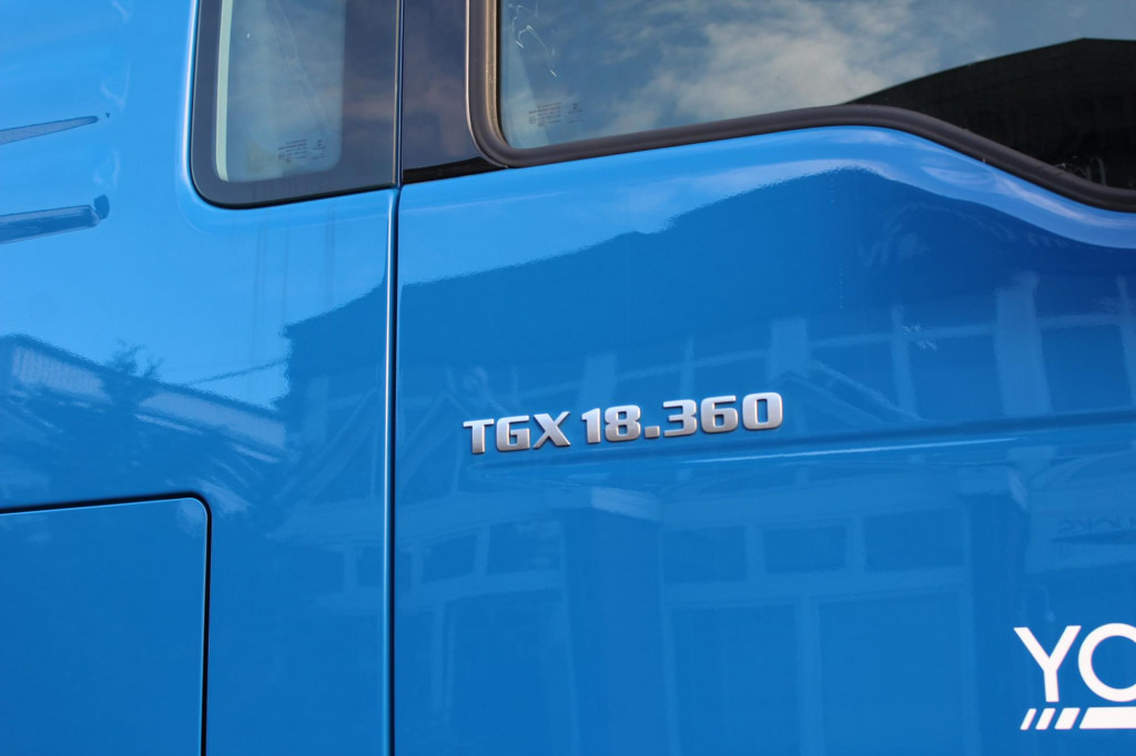 MAN TGX 18.360 Retarder Plane Edscha Aluwand - משאית וילונות צד: תמונה 4 MAN TGX 18.360 Retarder Plane Edscha Aluwand - משאית וילונות צד: תמונה 4