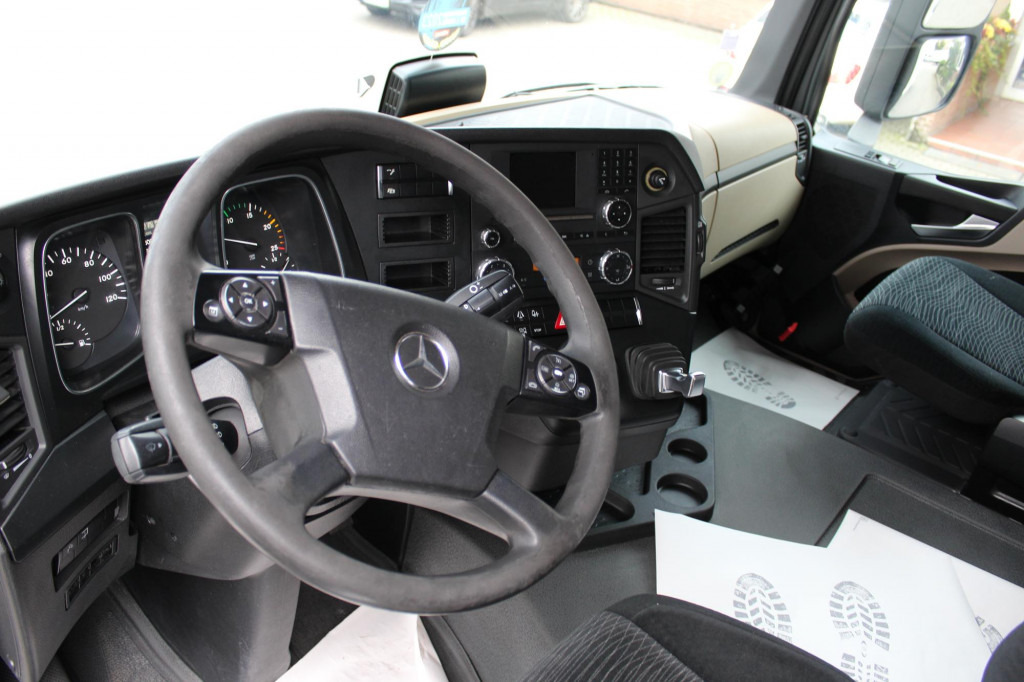 Mercedes-Benz Actros 1843 E6 ACC LDW Vollspoiler - יחידת טרקטור: תמונה 4 Mercedes-Benz Actros 1843 E6 ACC LDW Vollspoiler - יחידת טרקטור: תמונה 4