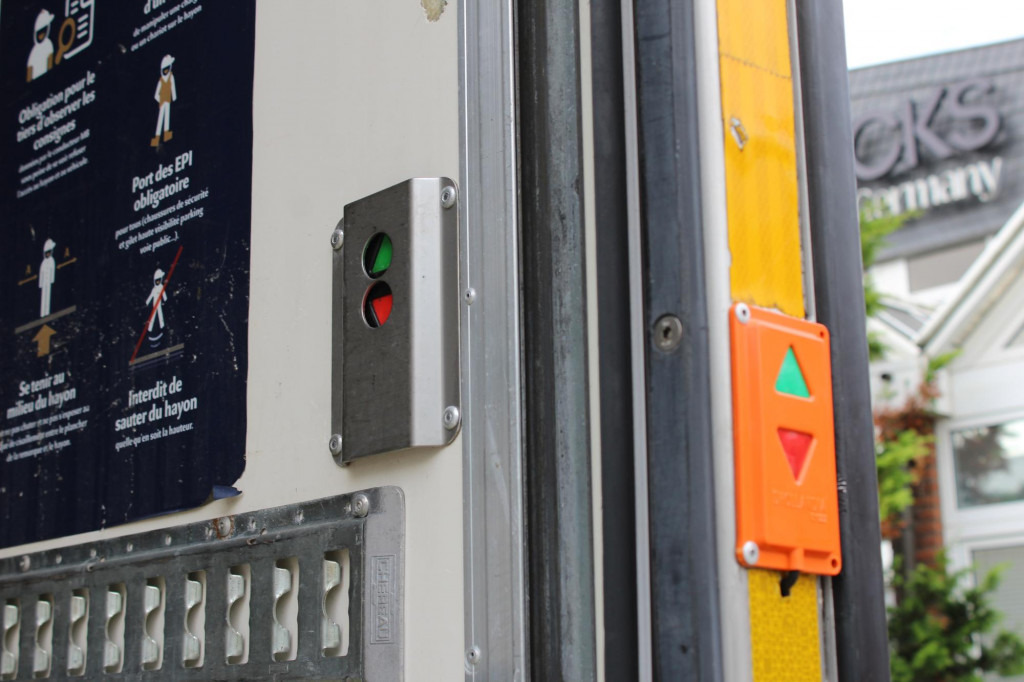 Mercedes-Benz Actros  2532 E5  CS 1150 Multi Bi-Temp LBW Rolltor - משאית קירור: תמונה 3 Mercedes-Benz Actros  2532 E5  CS 1150 Multi Bi-Temp LBW Rolltor - משאית קירור: תמונה 3