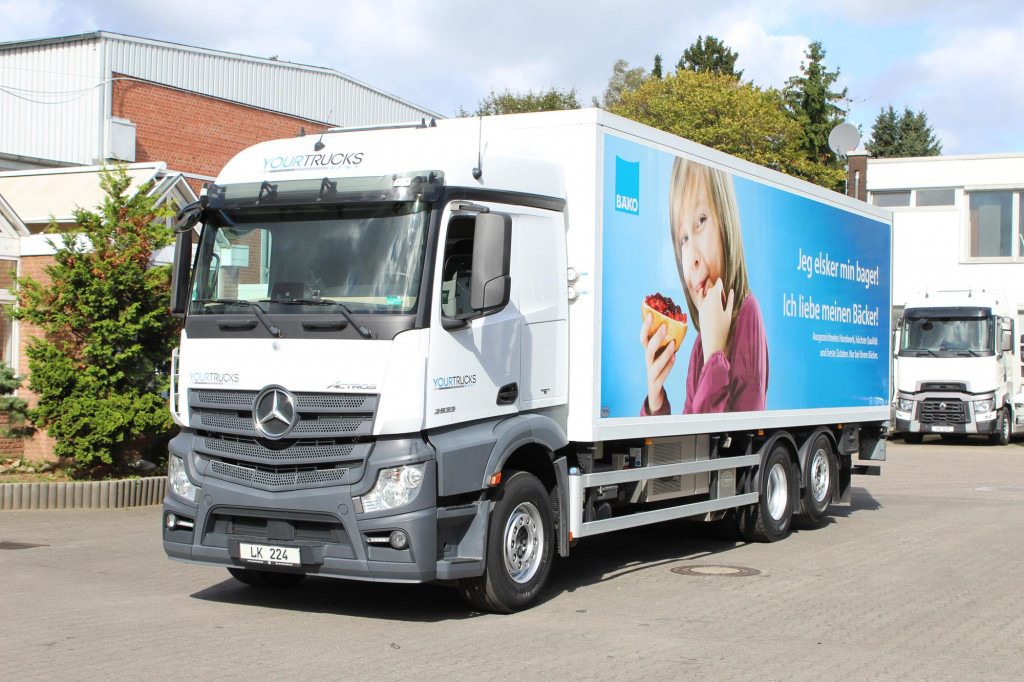 Mercedes-Benz Actros 2533 E6 Kühlkoffer Lift-Lenkachse LBW - משאית קירור: תמונה 1 Mercedes-Benz Actros 2533 E6 Kühlkoffer Lift-Lenkachse LBW - משאית קירור: תמונה 1