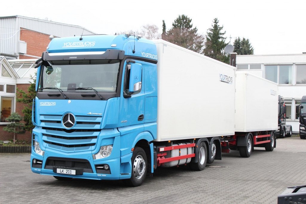 Mercedes-Benz Actros 2548 Koffer Retarder Schlafkab Kühlbox - כלי רכב מסחרי: תמונה 1 Mercedes-Benz Actros 2548 Koffer Retarder Schlafkab Kühlbox - כלי רכב מסחרי: תמונה 1