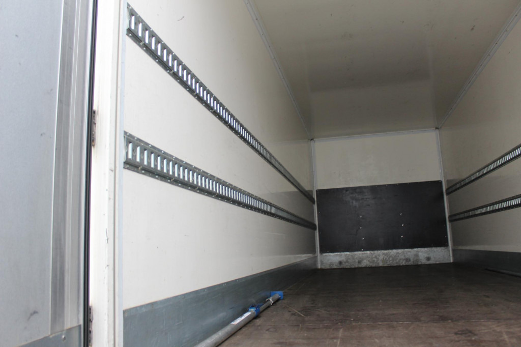 Mercedes-Benz Actros 2548 Koffer Retarder Schlafkab Kühlbox - כלי רכב מסחרי: תמונה 5 Mercedes-Benz Actros 2548 Koffer Retarder Schlafkab Kühlbox - כלי רכב מסחרי: תמונה 5