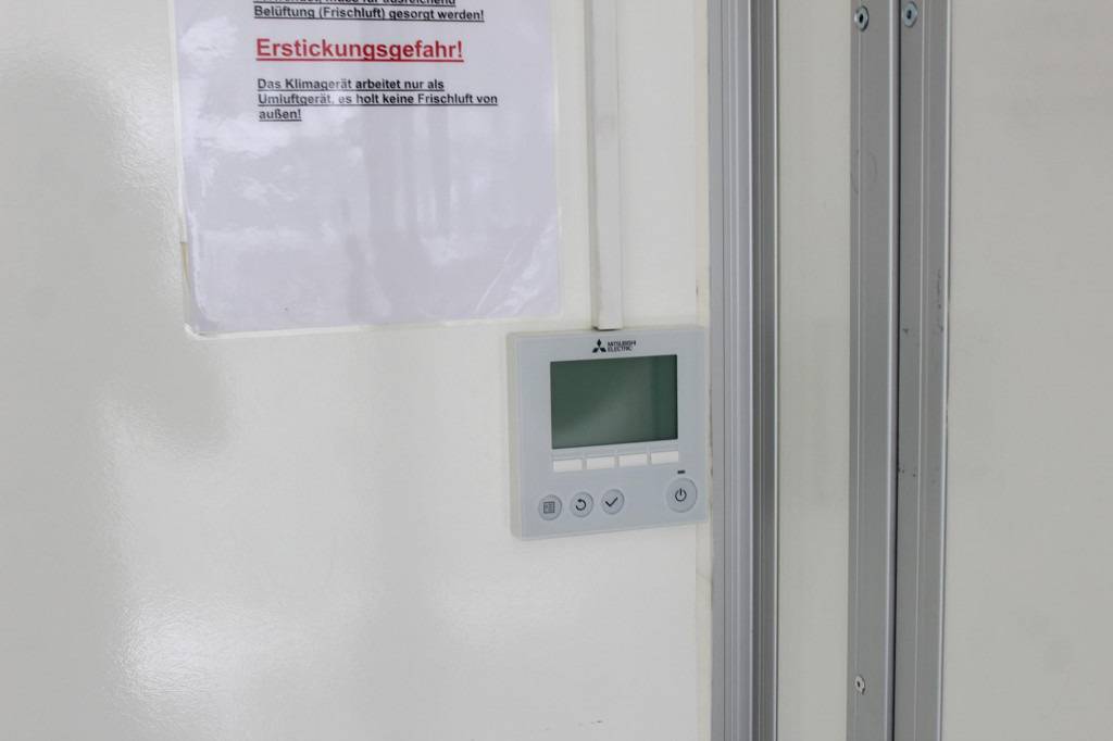Meyer Mitsubishi Aggregat Strom LBW S.Tür - קרון נגרר עם קירור: תמונה 5 Meyer Mitsubishi Aggregat Strom LBW S.Tür - קרון נגרר עם קירור: תמונה 5