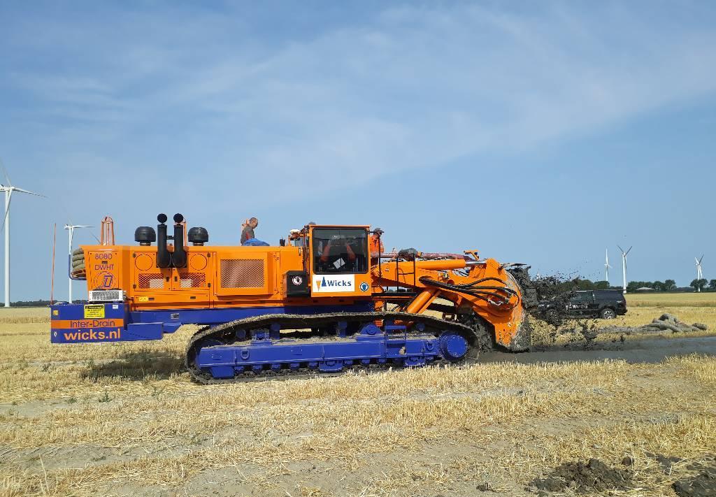 Inter-Drain Inter-Drain trenchers dewatering / drainage - טרנצ'ר: תמונה 1 Inter-Drain Inter-Drain trenchers dewatering / drainage - טרנצ'ר: תמונה 1