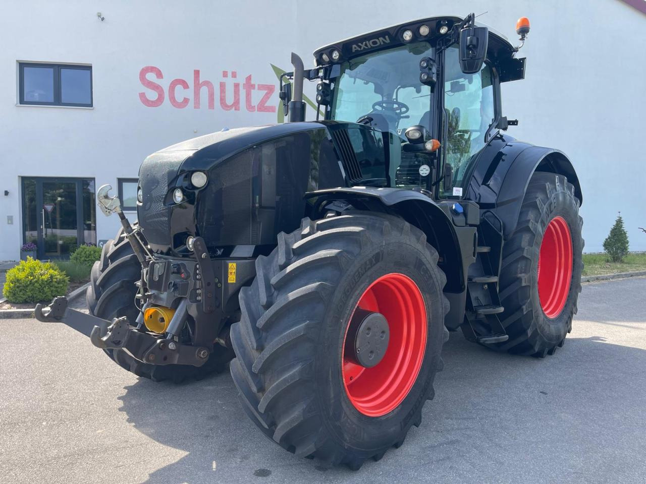 CLAAS Axion 920 CMATIC mit FZW, Black, Schwarz - טרקטור חקלאי: תמונה 1 CLAAS Axion 920 CMATIC mit FZW, Black, Schwarz - טרקטור חקלאי: תמונה 1