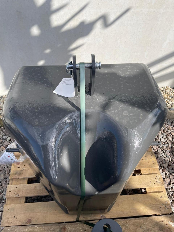 CLAAS CLAAS Frontgewicht 1000kg, NEU ! - צרופה: תמונה 5 CLAAS CLAAS Frontgewicht 1000kg, NEU ! - צרופה: תמונה 5