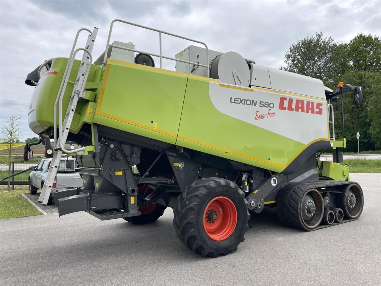 CLAAS Lexion 580 Terra Trac, Bj. 2004 - מקצרת קומבינה: תמונה 5 CLAAS Lexion 580 Terra Trac, Bj. 2004 - מקצרת קומבינה: תמונה 5