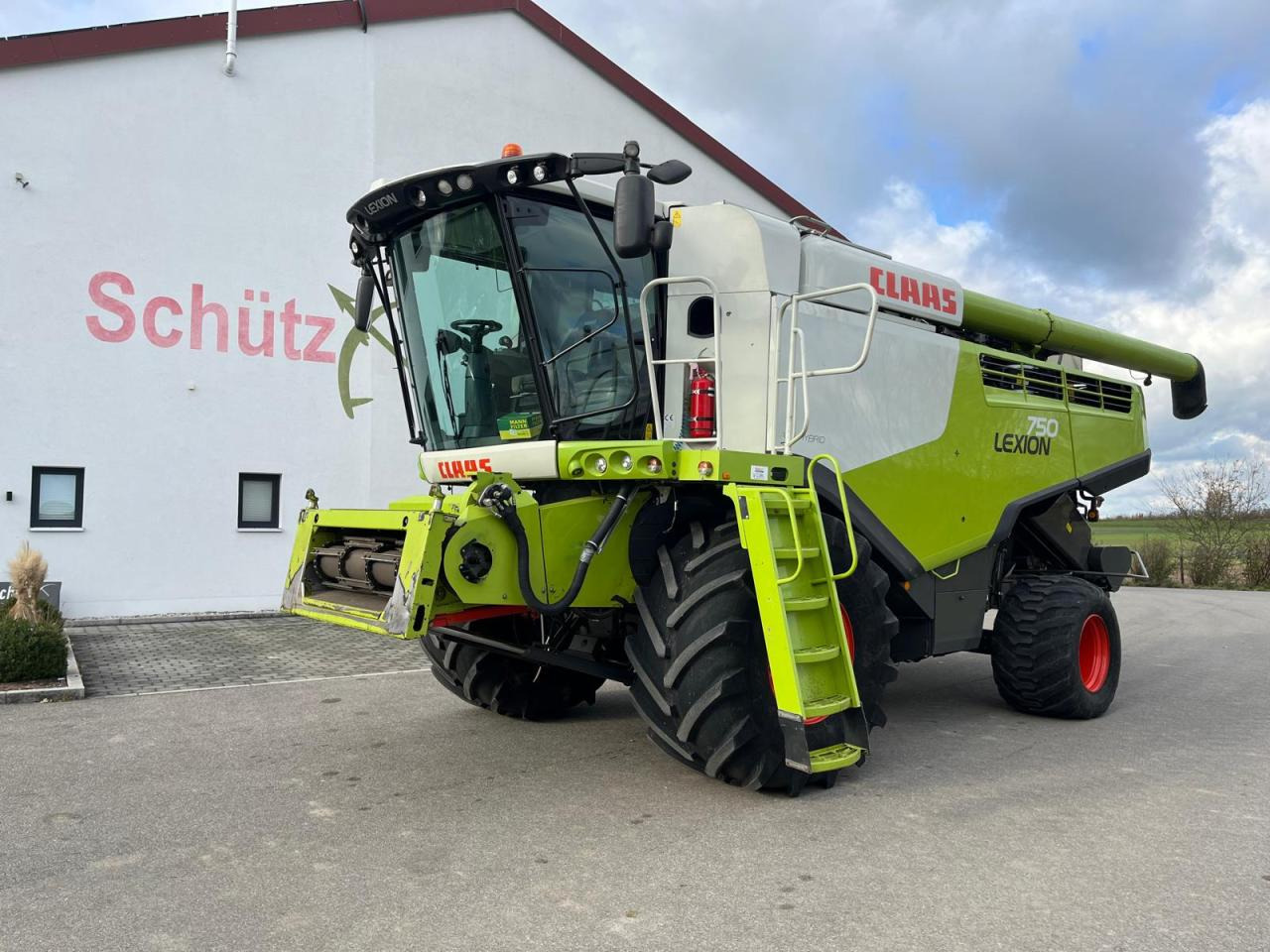 CLAAS Lexion 750 V-Kanal 3D, Bj. 2017, 30kmh - מקצרת קומבינה: תמונה 1 CLAAS Lexion 750 V-Kanal 3D, Bj. 2017, 30kmh - מקצרת קומבינה: תמונה 1