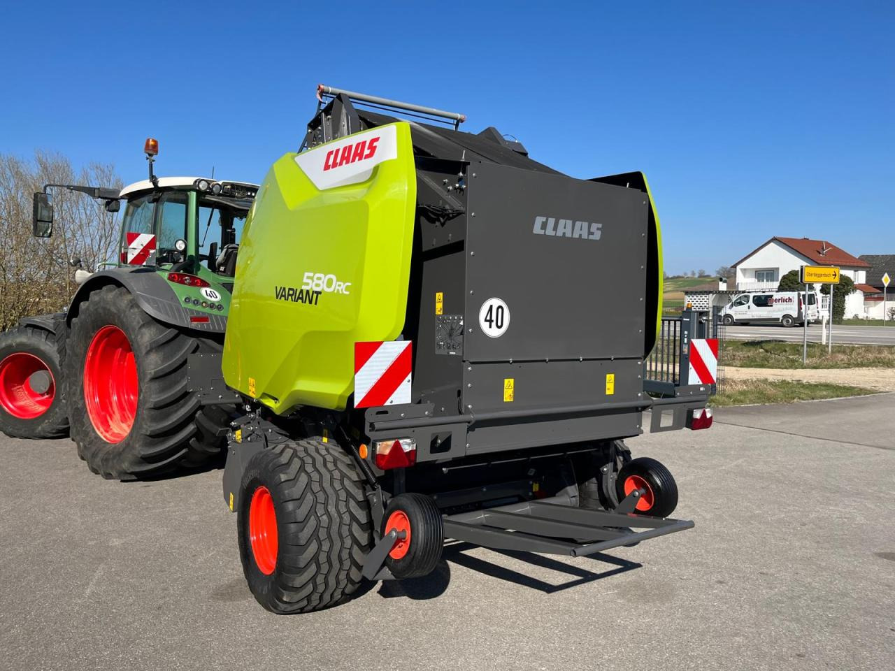 CLAAS Variant 580 RC PRO, neuwertige Rundballenpresse, Baujahr 2023, erst 39 Betriebsstunden !!! - מכונת צרור עגולה: תמונה 3 CLAAS Variant 580 RC PRO, neuwertige Rundballenpresse, Baujahr 2023, erst 39 Betriebsstunden !!! - מכונת צרור עגולה: תמונה 3