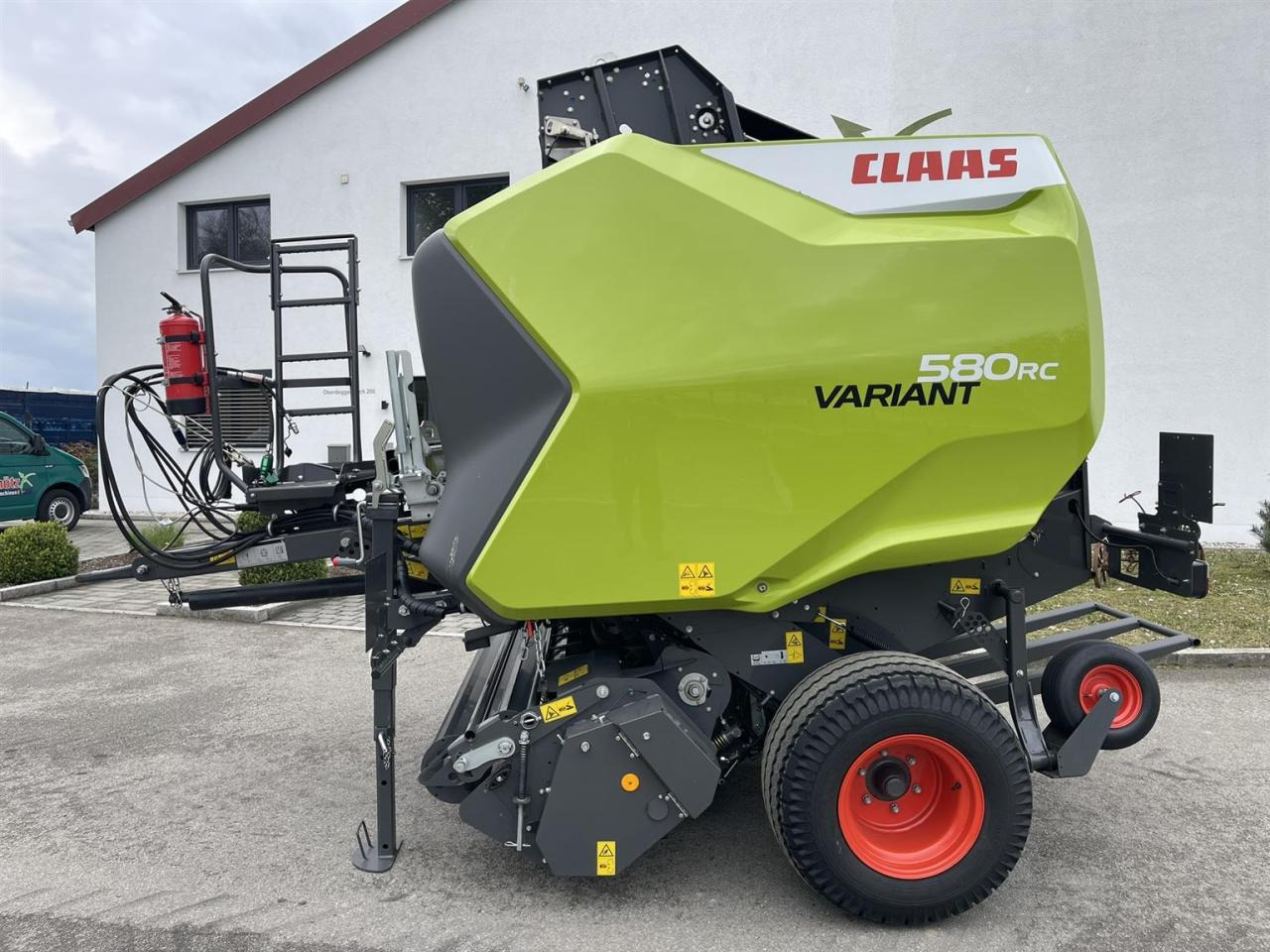 CLAAS Variant 580 RC PRO, neuwertige Rundballenpresse, Baujahr 2023 - מכונת צרור עגולה: תמונה 2 CLAAS Variant 580 RC PRO, neuwertige Rundballenpresse, Baujahr 2023 - מכונת צרור עגולה: תמונה 2