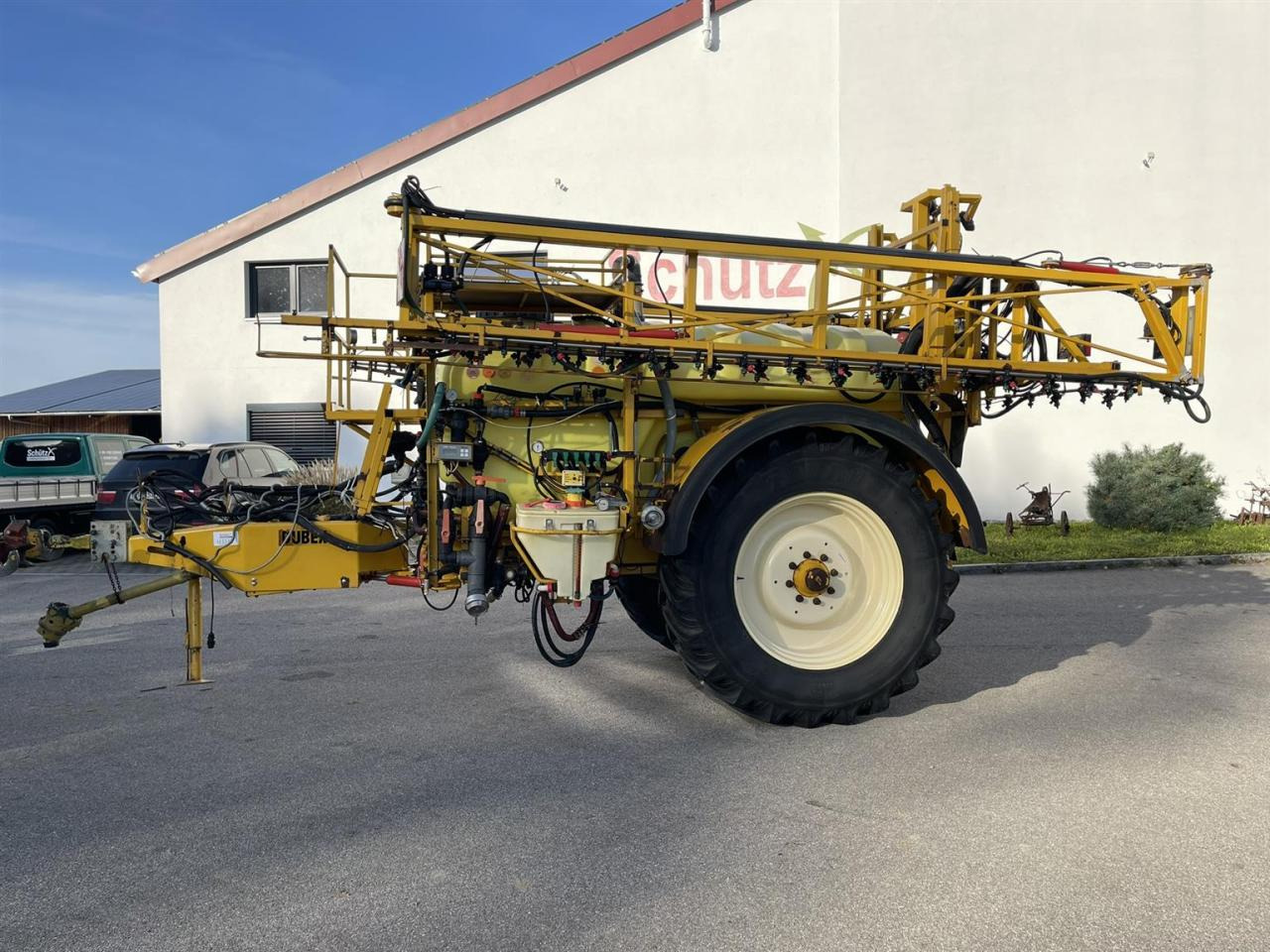 Dubex Vector mit Lenkung, 4.000 Liter Tankvolumen, 28m, Spray Control, Tank Control - מרסס נגרר: תמונה 2 Dubex Vector mit Lenkung, 4.000 Liter Tankvolumen, 28m, Spray Control, Tank Control - מרסס נגרר: תמונה 2