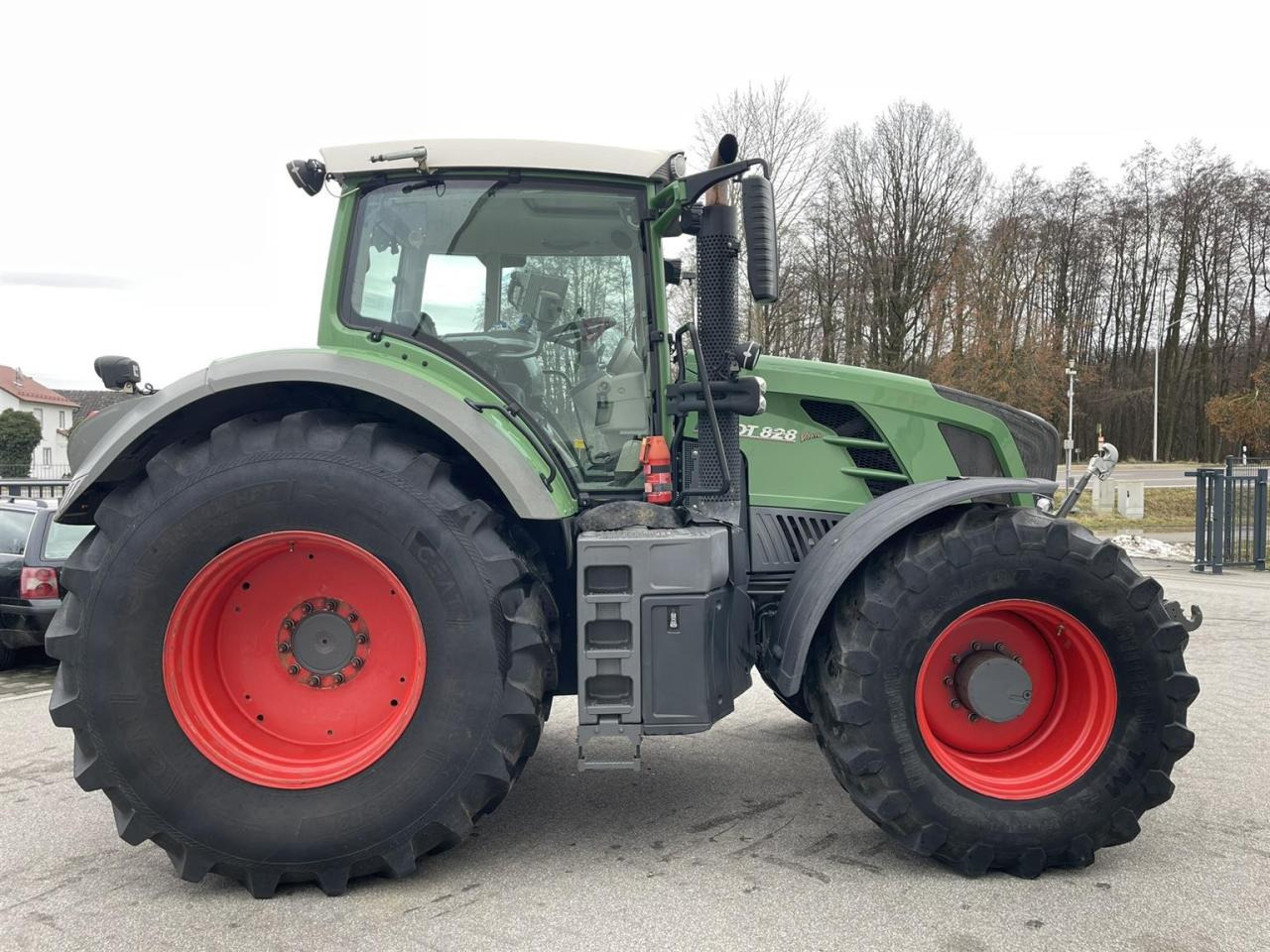 Fendt 828 SCR Vario Profi Plus, RTK, FZW, Bereifung neu, - טרקטור חקלאי: תמונה 5 Fendt 828 SCR Vario Profi Plus, RTK, FZW, Bereifung neu, - טרקטור חקלאי: תמונה 5