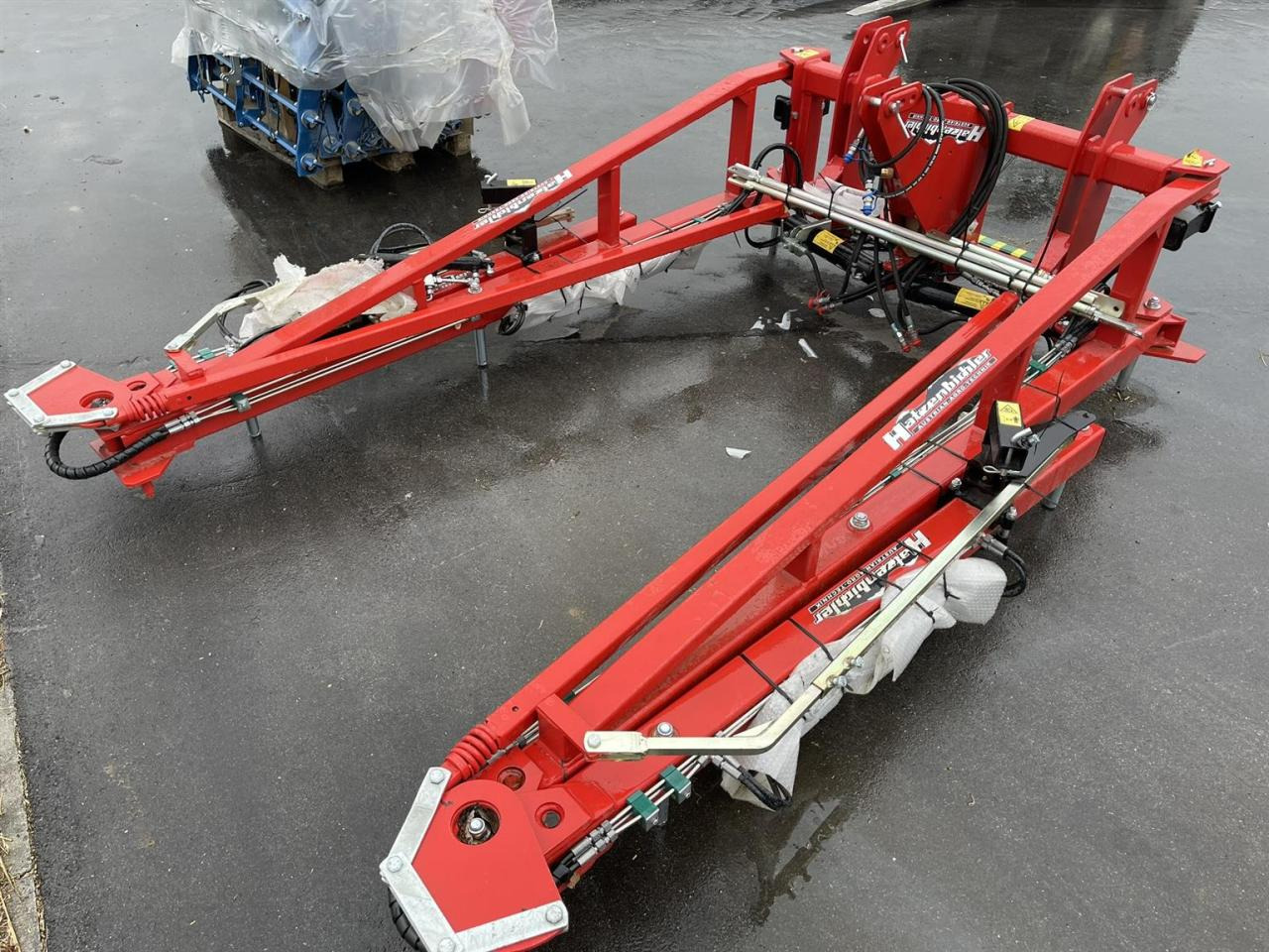 Hatzenbichler Striegel mit hydraulischer Druckverstellung, 12m, Bj. 2023, Hatzenbichler neuwertig - משדדה: תמונה 3 Hatzenbichler Striegel mit hydraulischer Druckverstellung, 12m, Bj. 2023, Hatzenbichler neuwertig - משדדה: תמונה 3