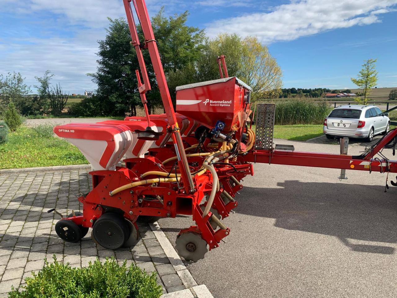 Kverneland Optima HD, mechanischer Antrieb, Reihendüngerstreuer, Visio - Säüberwachung, Baujahr 2007 - מכונת זריעה מדויקת: תמונה 5 Kverneland Optima HD, mechanischer Antrieb, Reihendüngerstreuer, Visio - Säüberwachung, Baujahr 2007 - מכונת זריעה מדויקת: תמונה 5