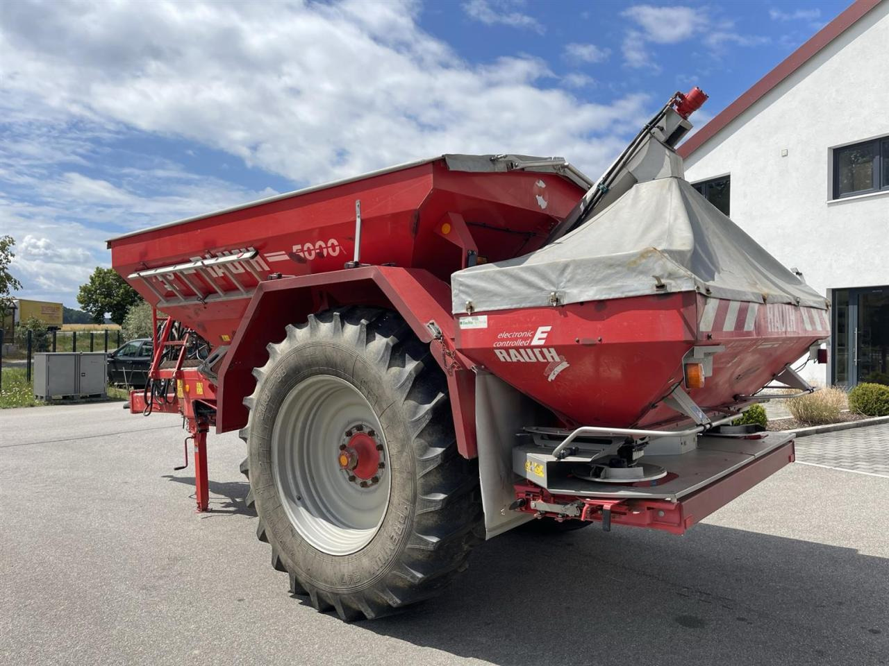 Rauch TWS 5000 Düngerwagen mit Lenkung und Streuer Axera H-EMC - מפזרת דשן: תמונה 4 Rauch TWS 5000 Düngerwagen mit Lenkung und Streuer Axera H-EMC - מפזרת דשן: תמונה 4