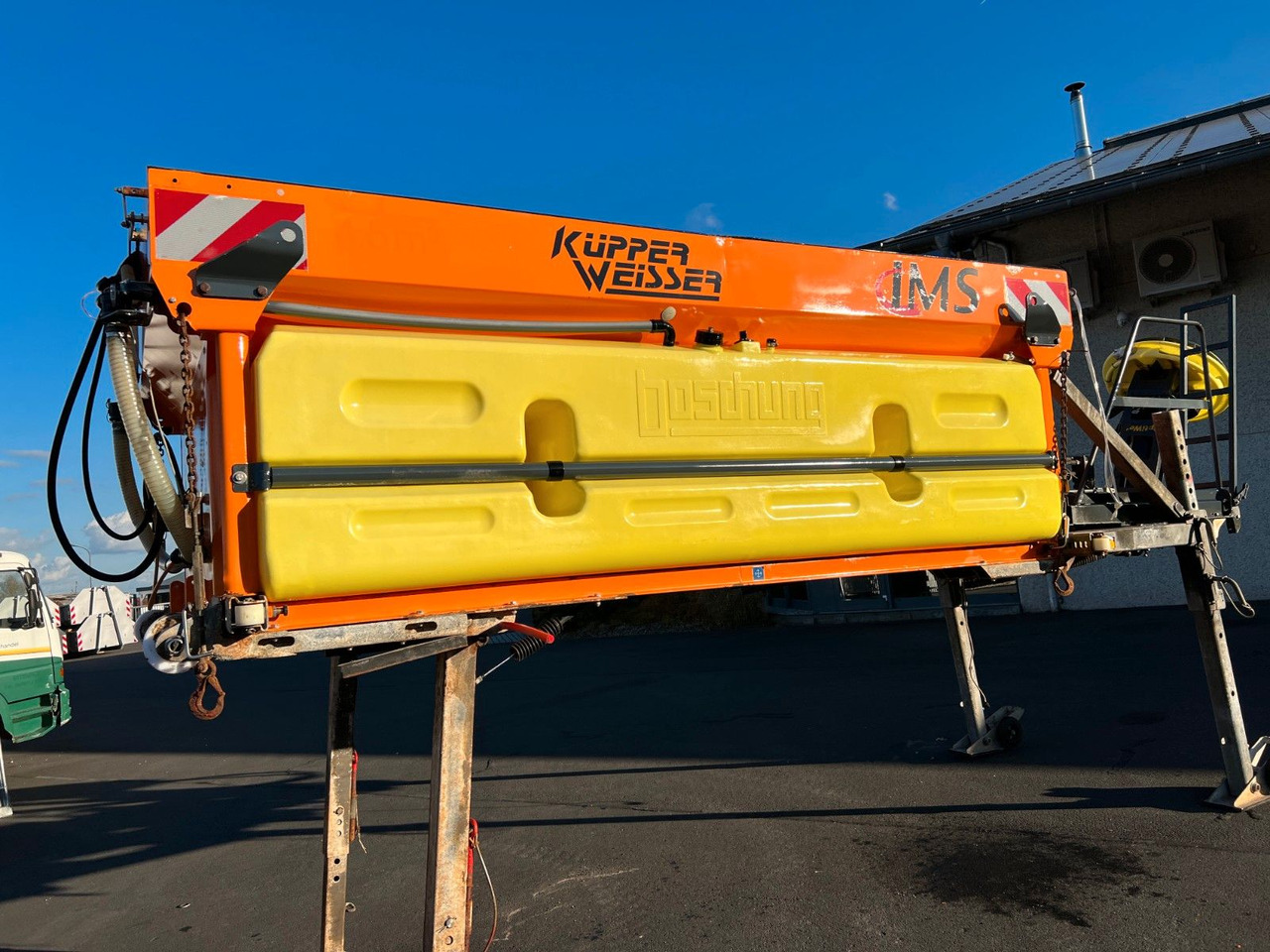 Küpper Weisser IMSSN E 35050HFH Küpper Weisser IMSSN E 35050HFH - מפזר חול/ מלח עבור כלי רכב עירוני/ מיוחד: תמונה 1 Küpper Weisser IMSSN E 35050HFH Küpper Weisser IMSSN E 35050HFH - מפזר חול/ מלח עבור כלי רכב עירוני/ מיוחד: תמונה 1