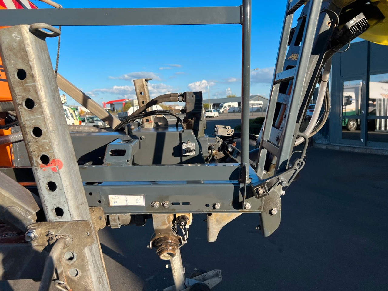 Küpper Weisser IMSSN E 35050HFH Küpper Weisser IMSSN E 35050HFH - מפזר חול/ מלח עבור כלי רכב עירוני/ מיוחד: תמונה 5 Küpper Weisser IMSSN E 35050HFH Küpper Weisser IMSSN E 35050HFH - מפזר חול/ מלח עבור כלי רכב עירוני/ מיוחד: תמונה 5