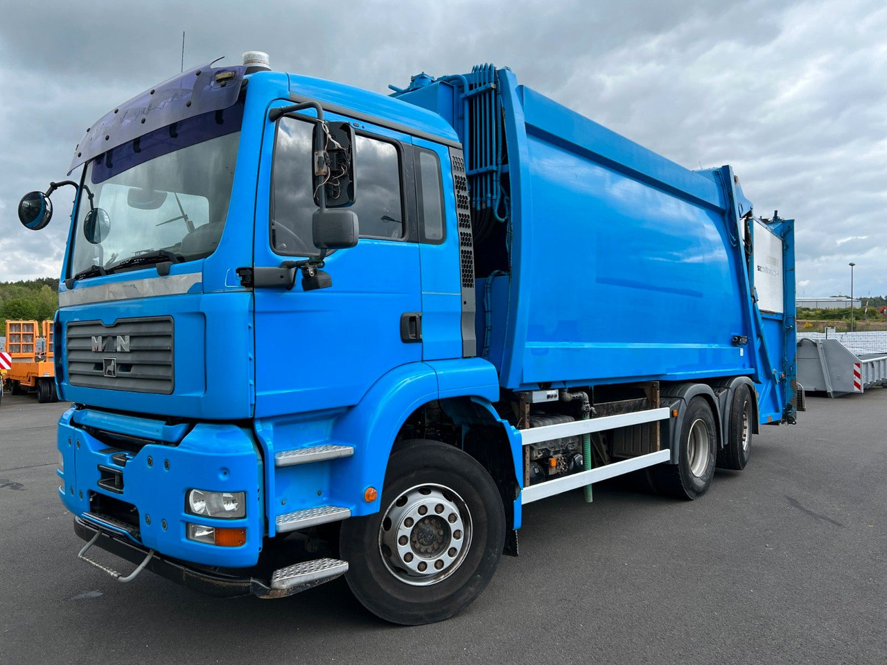 MAN 26.310 6x2 Schörling 3RII 22,5 SE/0 Kombischütte MAN 26.310 6x2 Schörling 3RII 22,5 SE/0 Kombischütte - משאית אשפה: תמונה 1 MAN 26.310 6x2 Schörling 3RII 22,5 SE/0 Kombischütte MAN 26.310 6x2 Schörling 3RII 22,5 SE/0 Kombischütte - משאית אשפה: תמונה 1
