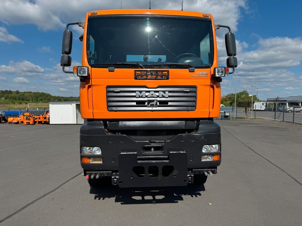 MAN TGA 18.350 4x4 Meiler Abroller RK 14.45 Winterd. - משאית הרמת וו: תמונה 4 MAN TGA 18.350 4x4 Meiler Abroller RK 14.45 Winterd. - משאית הרמת וו: תמונה 4