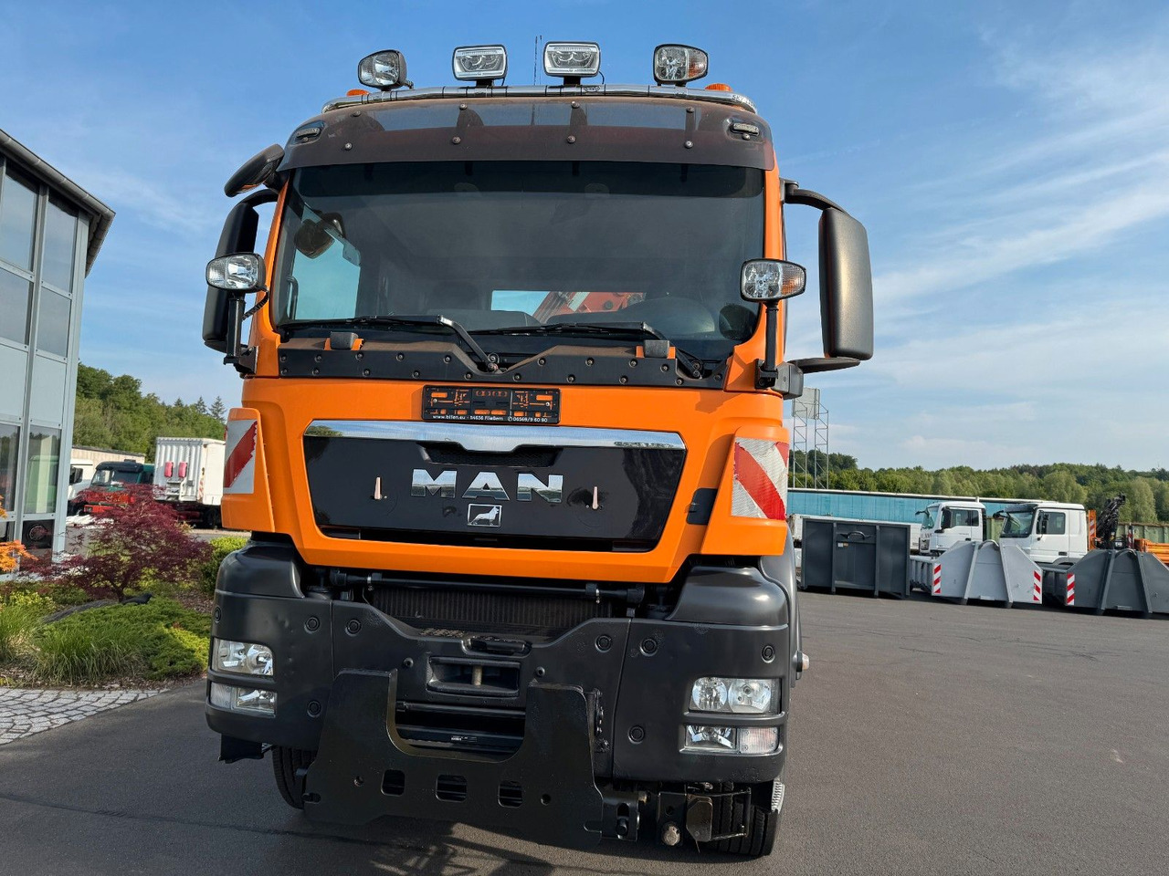 MAN TGS 28.400 6x4-4 BL Kipper / Kran / Winterdienst - מזהיר, משאית מנוף: תמונה 3 MAN TGS 28.400 6x4-4 BL Kipper / Kran / Winterdienst - מזהיר, משאית מנוף: תמונה 3