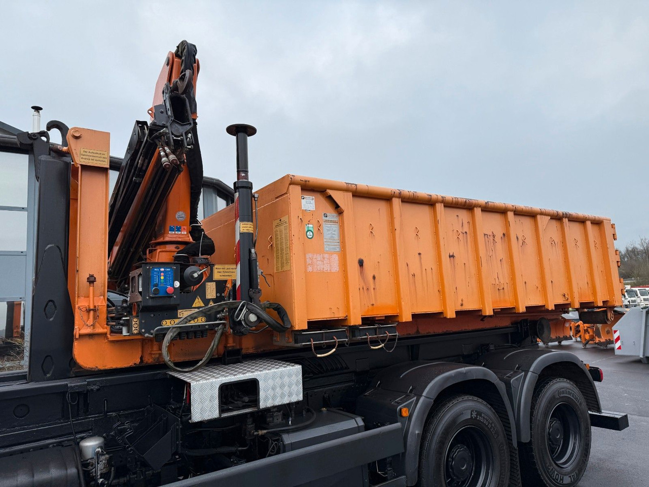 MAN TGS 33.400 6x6 Blattfederung Original 120500 km - משאית הרמת וו: תמונה 5 MAN TGS 33.400 6x6 Blattfederung Original 120500 km - משאית הרמת וו: תמונה 5