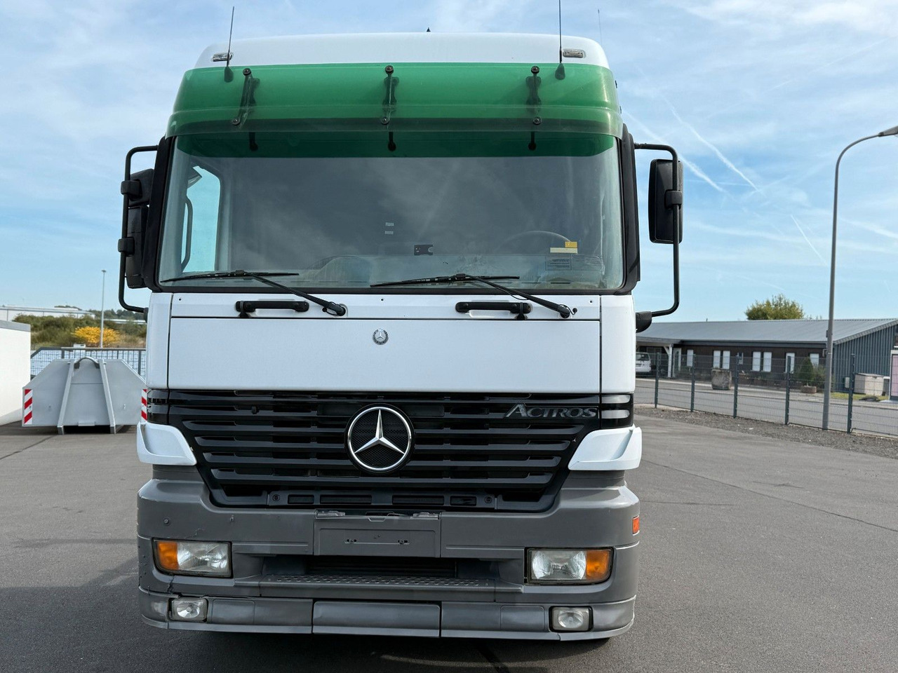 Mercedes-Benz Actros 2543 6x2 Klima + Kupplung - משאית הרמת וו: תמונה 3 Mercedes-Benz Actros 2543 6x2 Klima + Kupplung - משאית הרמת וו: תמונה 3