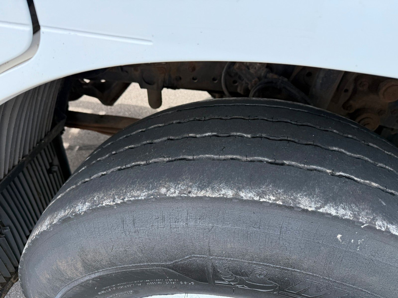 Mercedes-Benz Actros 2543 6x2 Klima + Kupplung - משאית הרמת וו: תמונה 5 Mercedes-Benz Actros 2543 6x2 Klima + Kupplung - משאית הרמת וו: תמונה 5