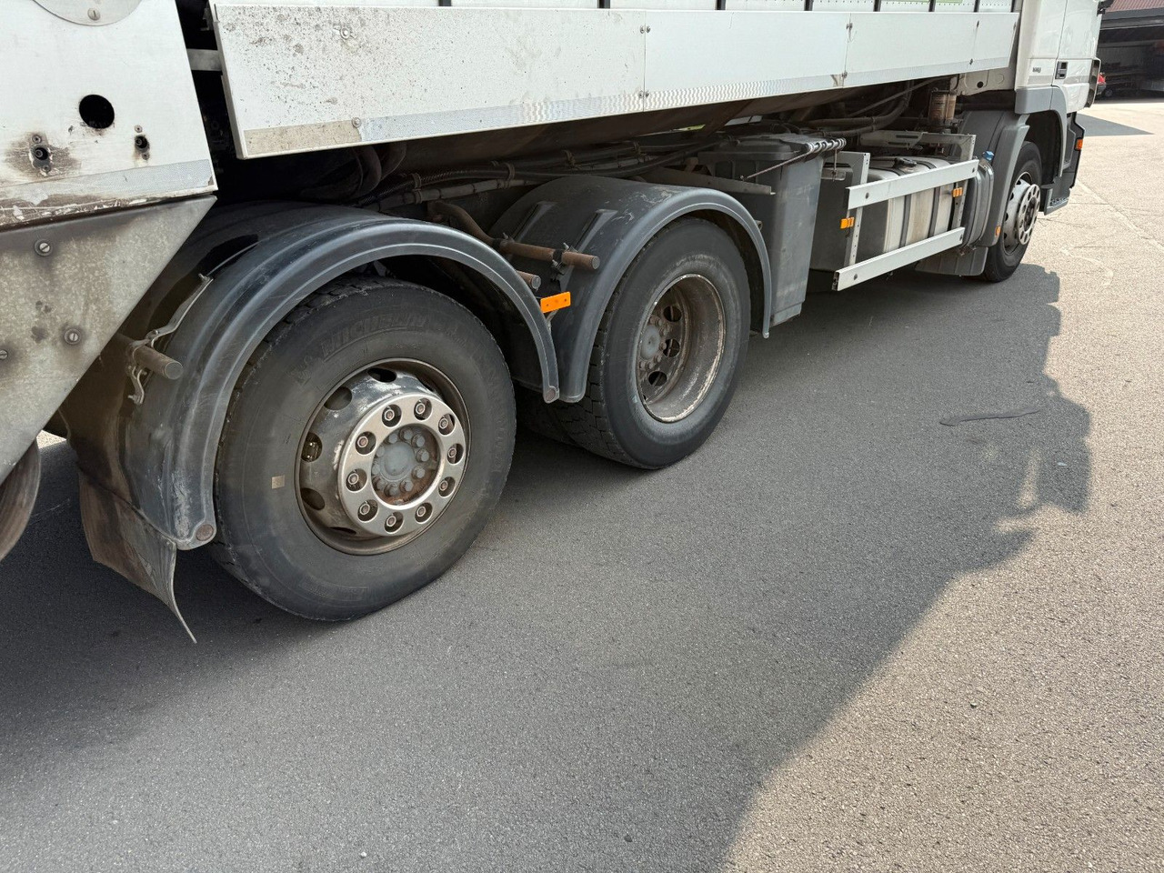 Mercedes-Benz Actros MP3 2532 6x2 Faun Rotorpress 521 - משאית אשפה: תמונה 4 Mercedes-Benz Actros MP3 2532 6x2 Faun Rotorpress 521 - משאית אשפה: תמונה 4