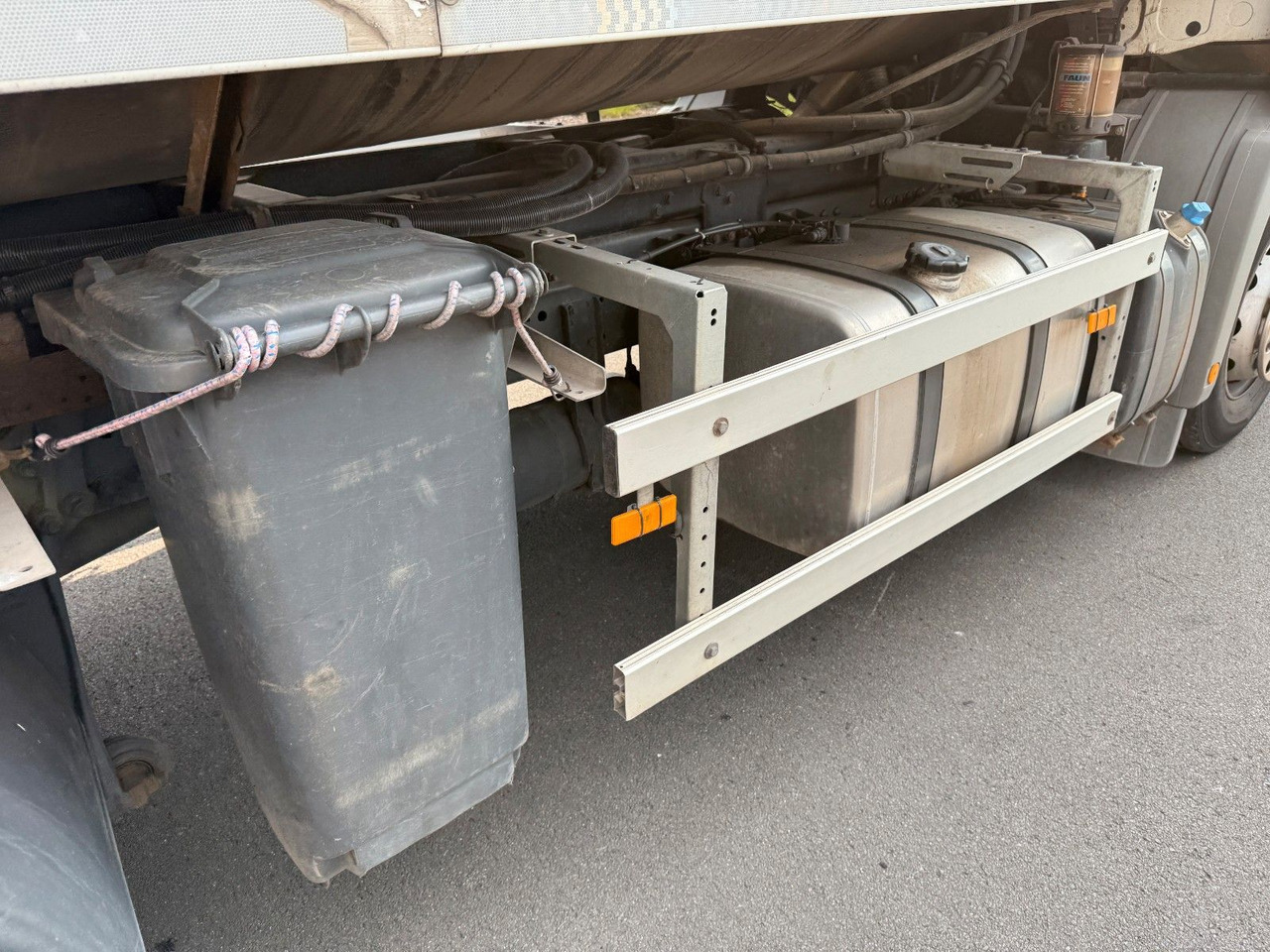 משאית אשפה Mercedes-Benz Actros MP3 2532 6x2 Faun Rotorpress 521: תמונה 6