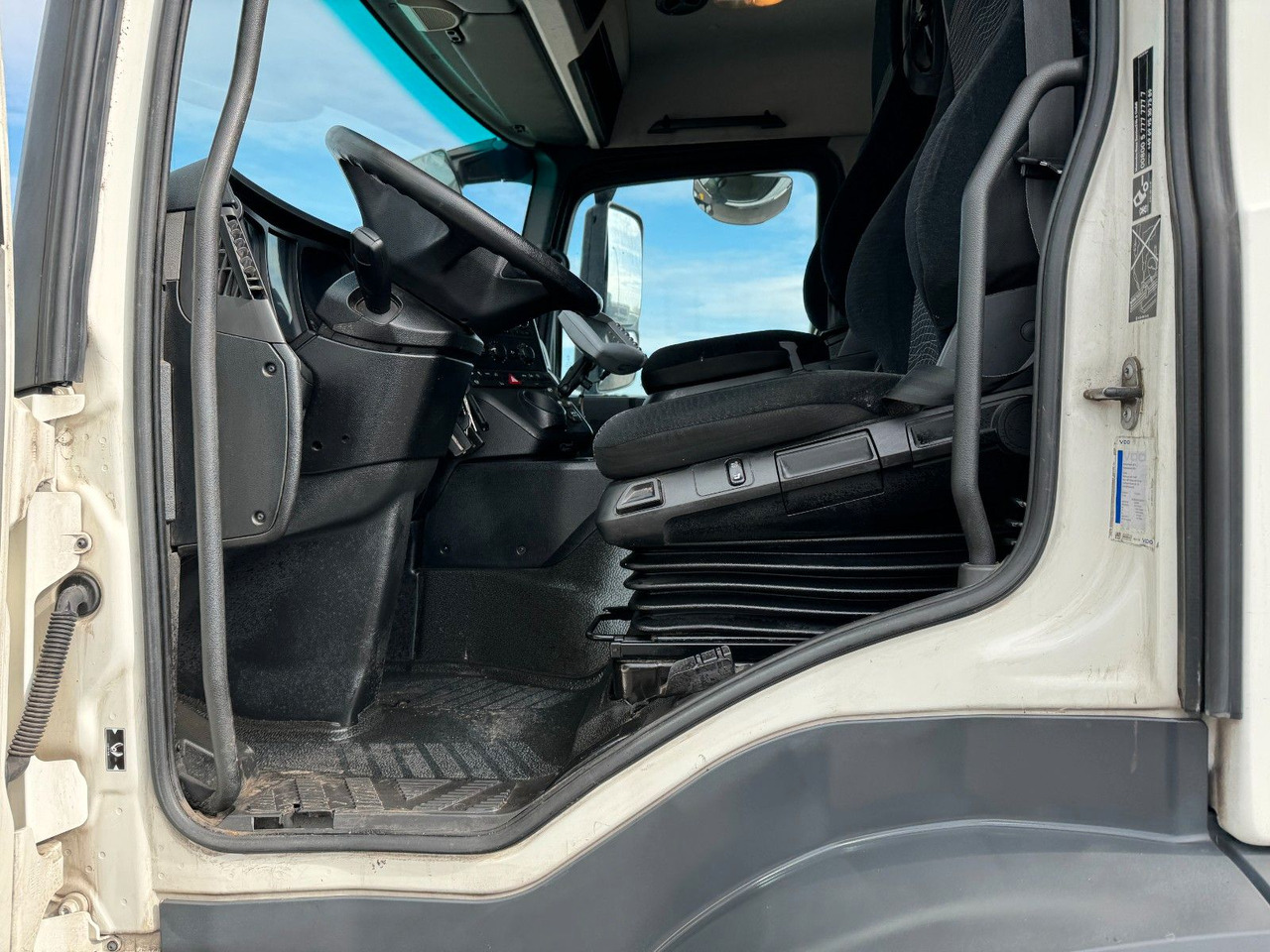 Mercedes-Benz Antos 2533 6x2 Mercedes-Benz Antos 2533 6x2 - 3 x am Lager - - משאית עם שלדת תא: תמונה 4 Mercedes-Benz Antos 2533 6x2 Mercedes-Benz Antos 2533 6x2 - 3 x am Lager - - משאית עם שלדת תא: תמונה 4