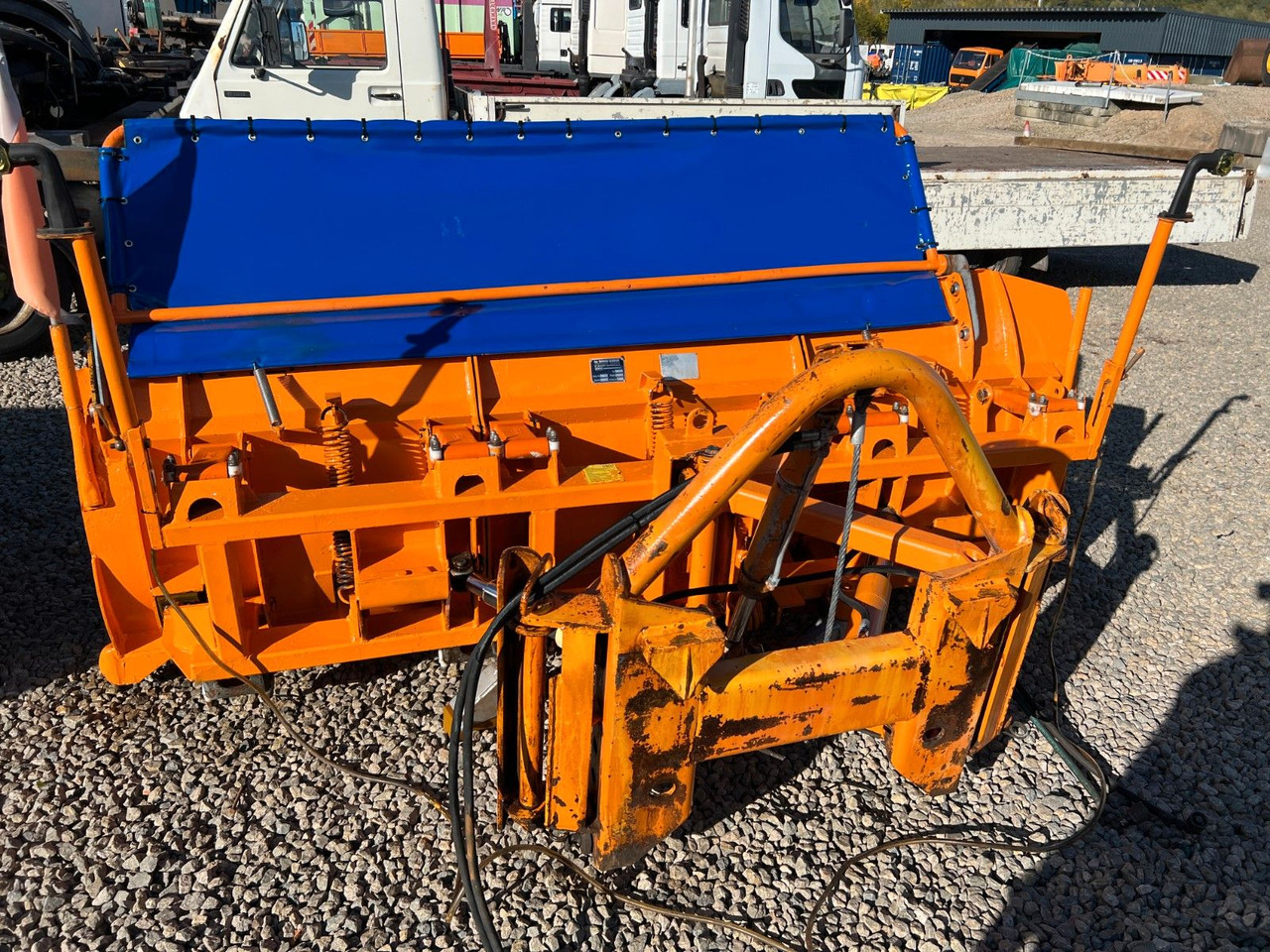 Mehrere Schneepflüge Schmidt, Küpper Weisser mehrere Schneepflüge Schmidt, Küpper Weisser - מחרשת שלג: תמונה 5 Mehrere Schneepflüge Schmidt, Küpper Weisser mehrere Schneepflüge Schmidt, Küpper Weisser - מחרשת שלג: תמונה 5
