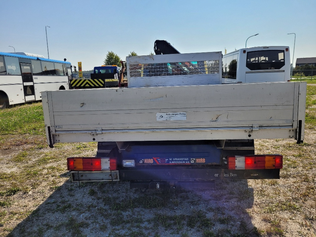 MERCEDES – BENZ SPRINTER 616CDI HIAB 027-2 Crane 10.2004 - כלי רכב מסחרי במיטה שטוחה: תמונה 5 MERCEDES – BENZ SPRINTER 616CDI HIAB 027-2 Crane 10.2004 - כלי רכב מסחרי במיטה שטוחה: תמונה 5