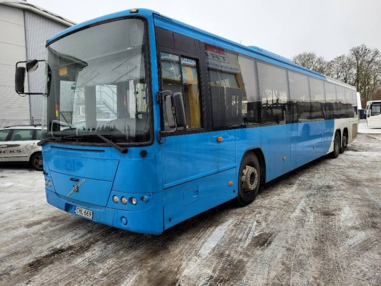 VOLVO B12BLE 8700 KLIMA, 8.2010, EURO 5, RAMP, 58 seats, 14,7m - אוטובוס פרברים: תמונה 2 VOLVO B12BLE 8700 KLIMA, 8.2010, EURO 5, RAMP, 58 seats, 14,7m - אוטובוס פרברים: תמונה 2