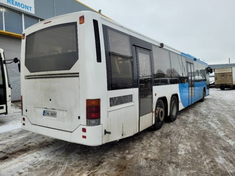 VOLVO B12BLE 8700 KLIMA, 8.2010, EURO 5, RAMP, 58 seats, 14,7m - אוטובוס פרברים: תמונה 4 VOLVO B12BLE 8700 KLIMA, 8.2010, EURO 5, RAMP, 58 seats, 14,7m - אוטובוס פרברים: תמונה 4