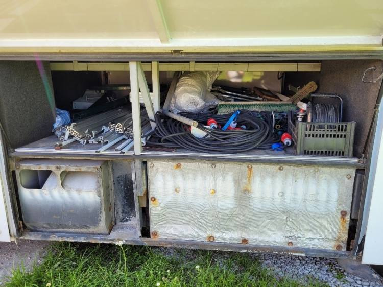 VOLVO B12M BERKHOF AXIAL70 MOTORHOME KLIMA 3.2003 - אוטובוס בין עירוני: תמונה 5 VOLVO B12M BERKHOF AXIAL70 MOTORHOME KLIMA 3.2003 - אוטובוס בין עירוני: תמונה 5