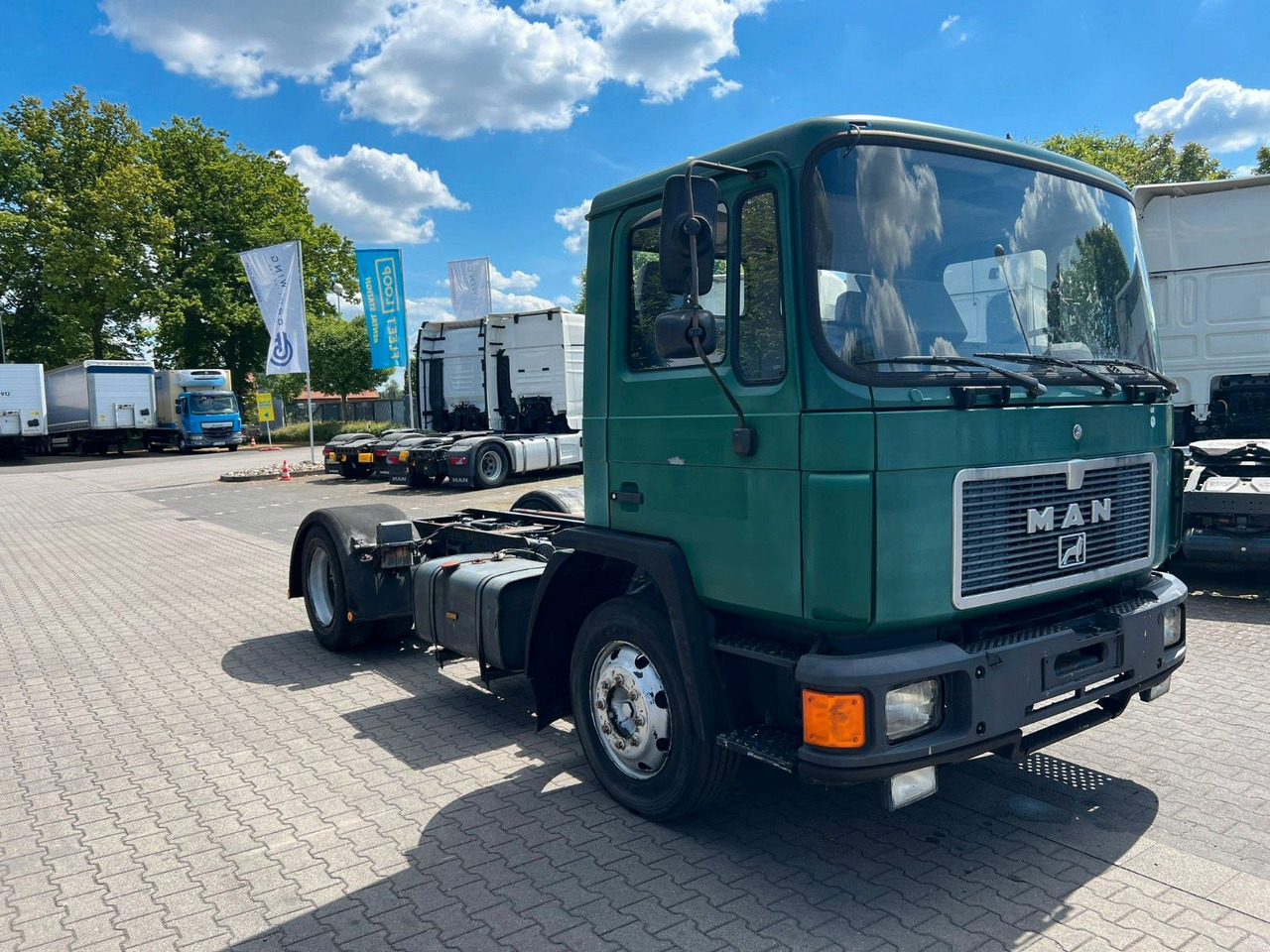 MAN 14.232 FLS - יחידת טרקטור: תמונה 1 MAN 14.232 FLS - יחידת טרקטור: תמונה 1