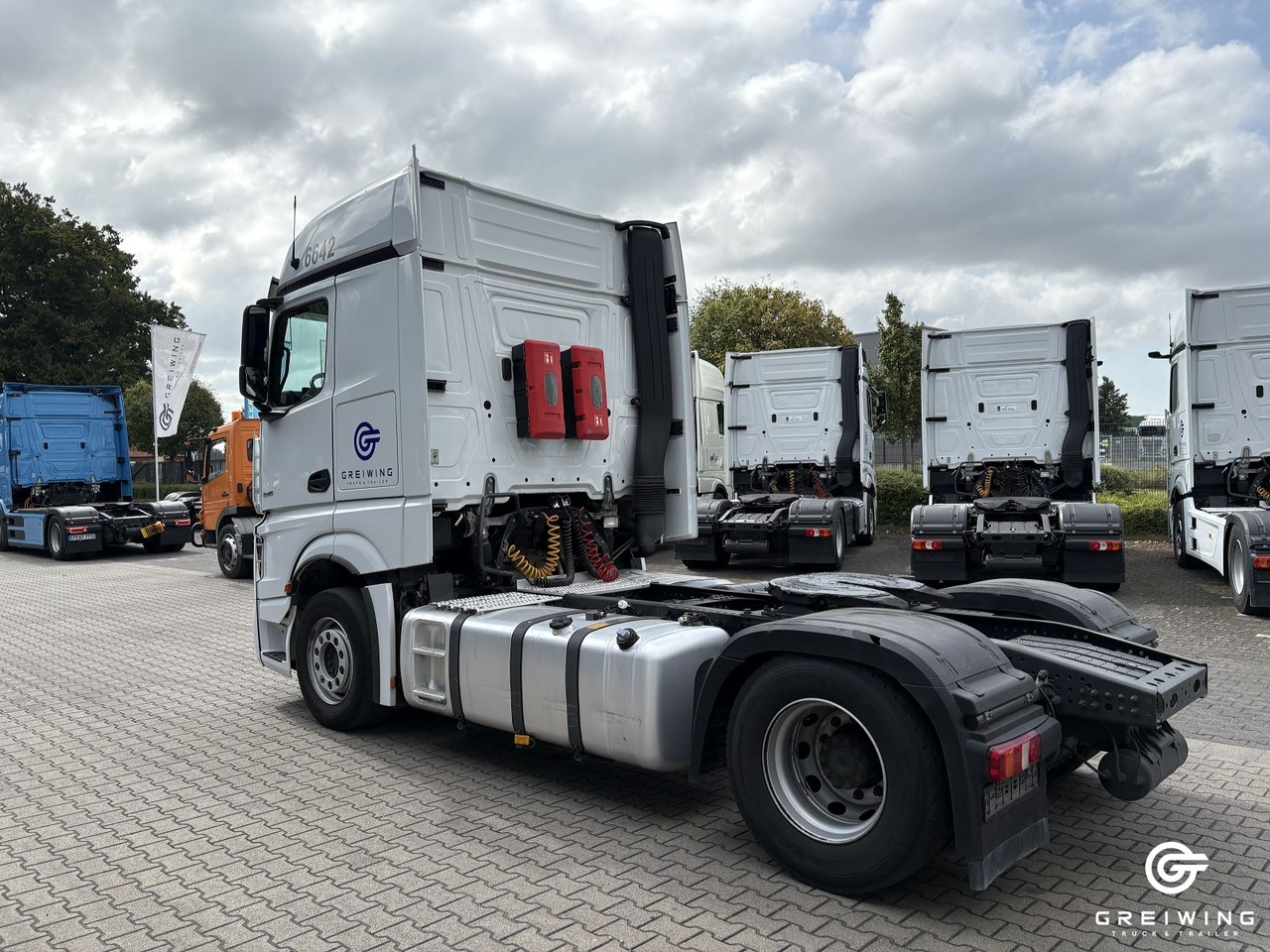 Mercedes-Benz 1845 LS 4x2, Bigspace, PTO, ADR, Retarder - יחידת טרקטור: תמונה 5 Mercedes-Benz 1845 LS 4x2, Bigspace, PTO, ADR, Retarder - יחידת טרקטור: תמונה 5