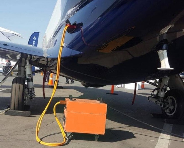 AirBusiness eGPU S5000 - יחידה לאספקת חשמל: תמונה 4 AirBusiness eGPU S5000 - יחידה לאספקת חשמל: תמונה 4