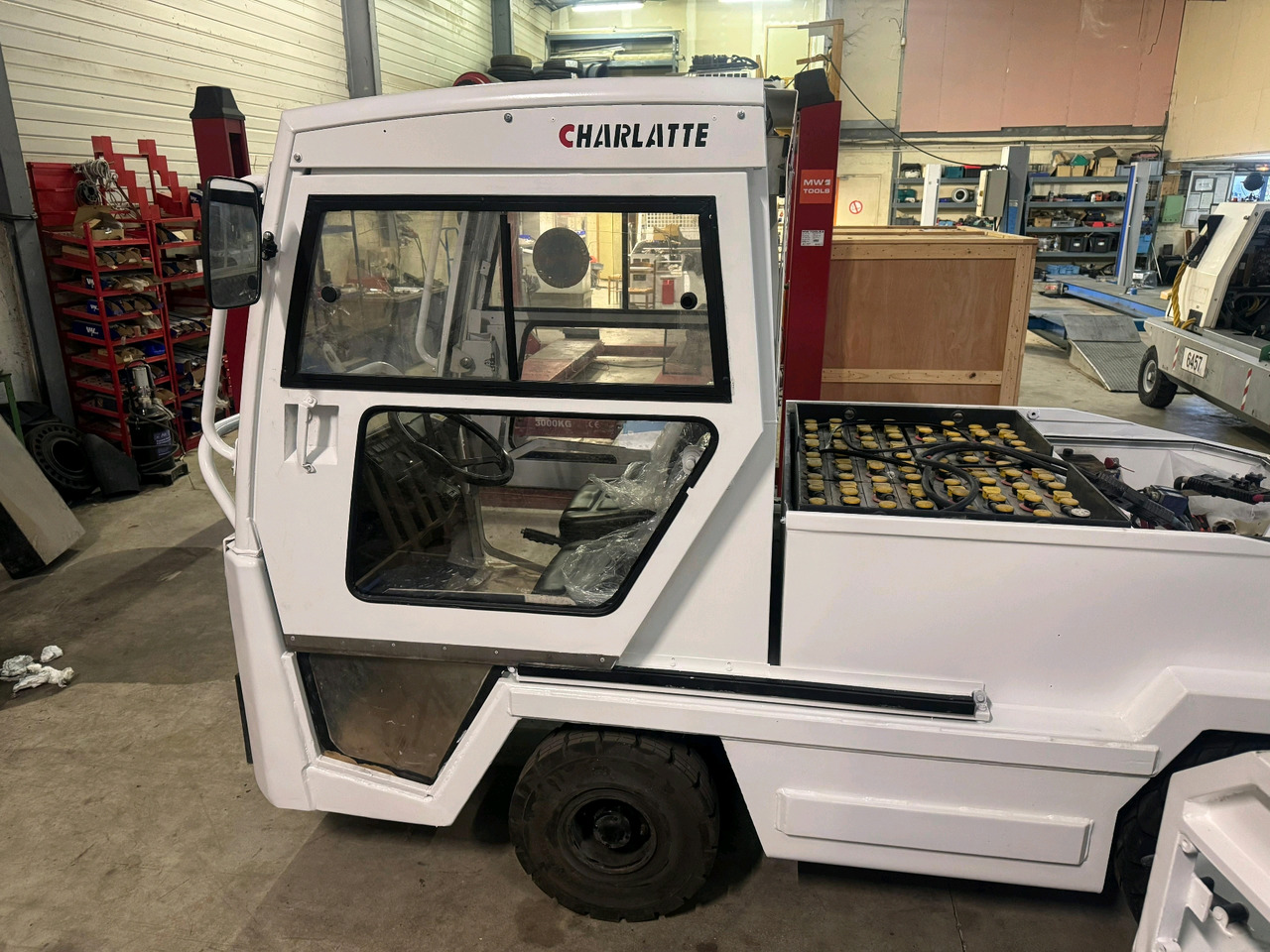 Charlatte 2012 - טרקטור כבודה: תמונה 2 Charlatte 2012 - טרקטור כבודה: תמונה 2