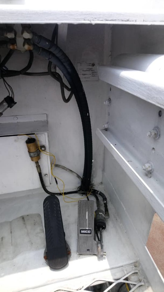 FMC MDL 60 Main Deck 30 tons - מעמיס מטען למטוסים: תמונה 5 FMC MDL 60 Main Deck 30 tons - מעמיס מטען למטוסים: תמונה 5